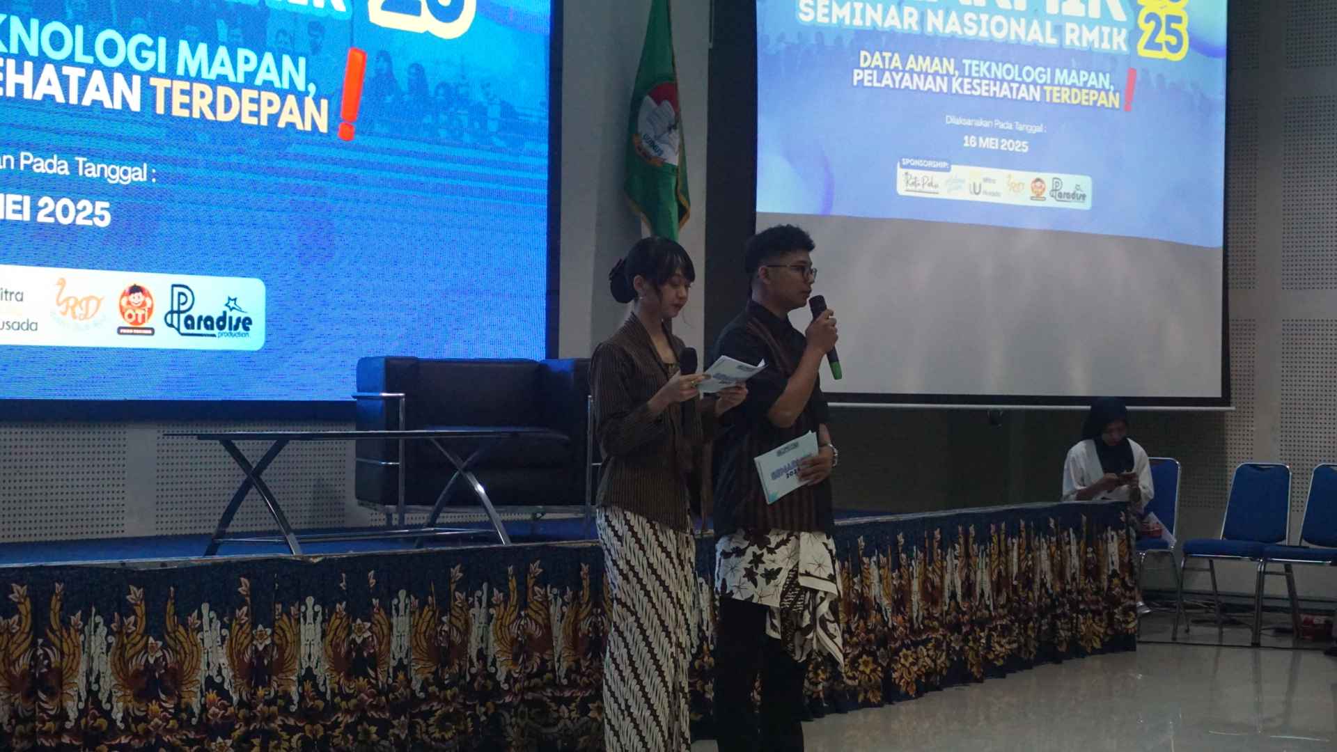 Pembukaan Acara oleh MC 
